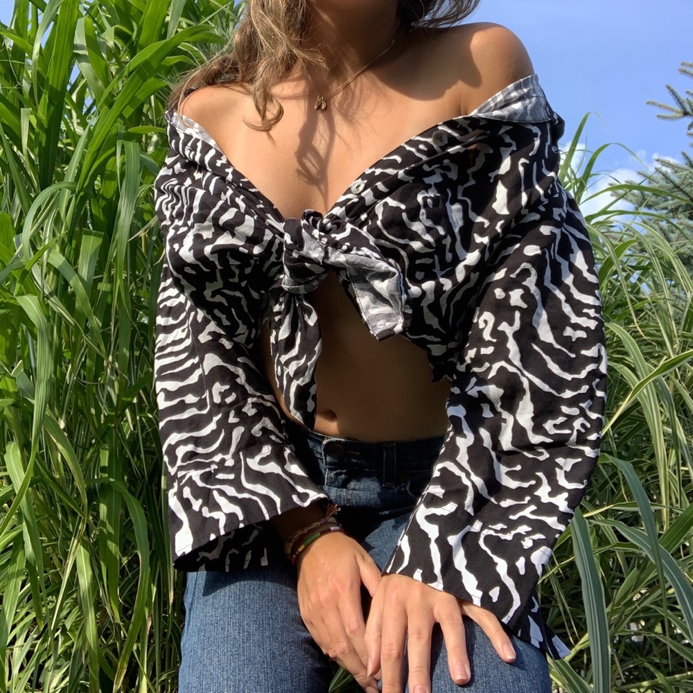 🌿🧿Funky Buttoned Up Shirt🧿🌿